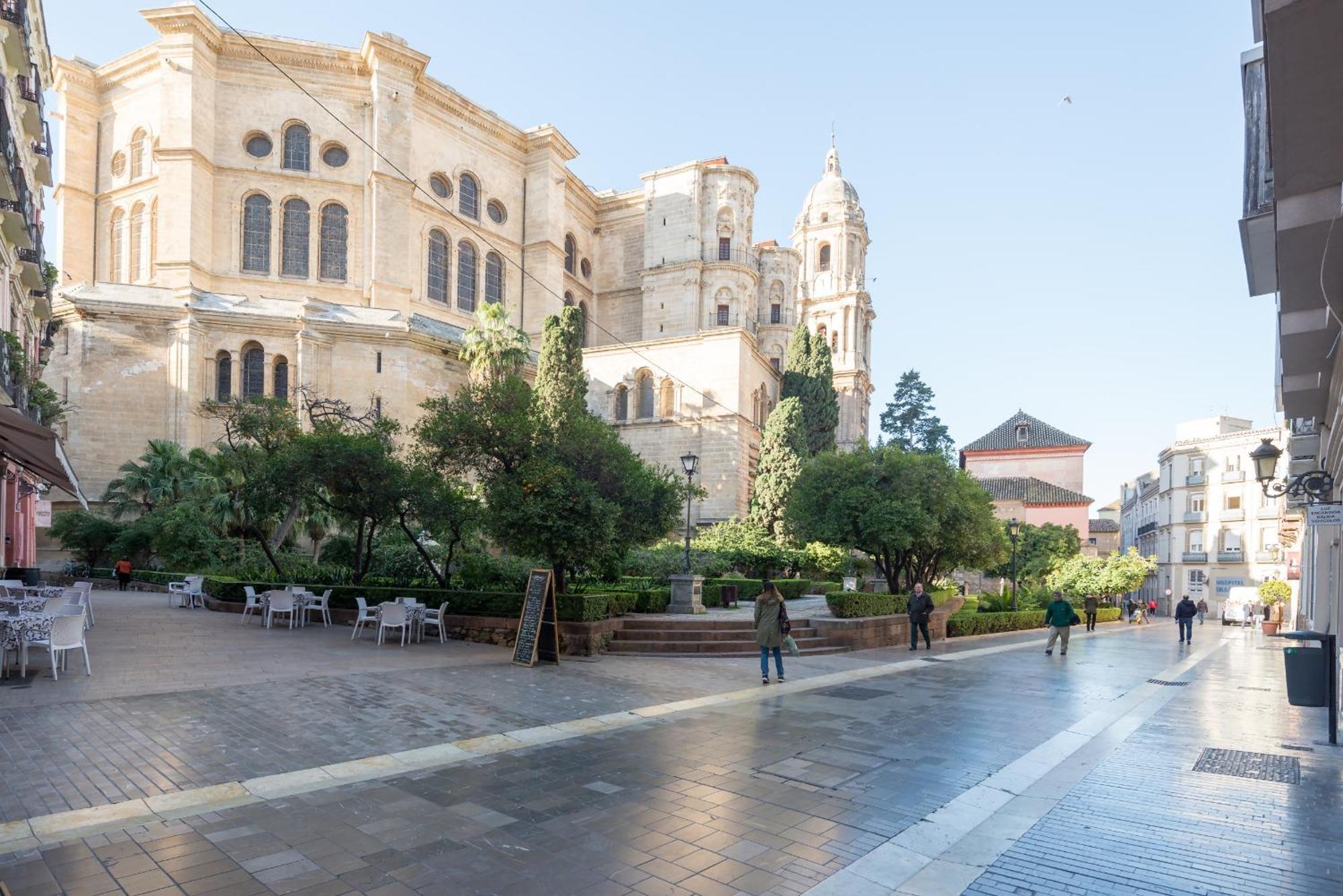 Cathedral Suites Малага Экстерьер фото