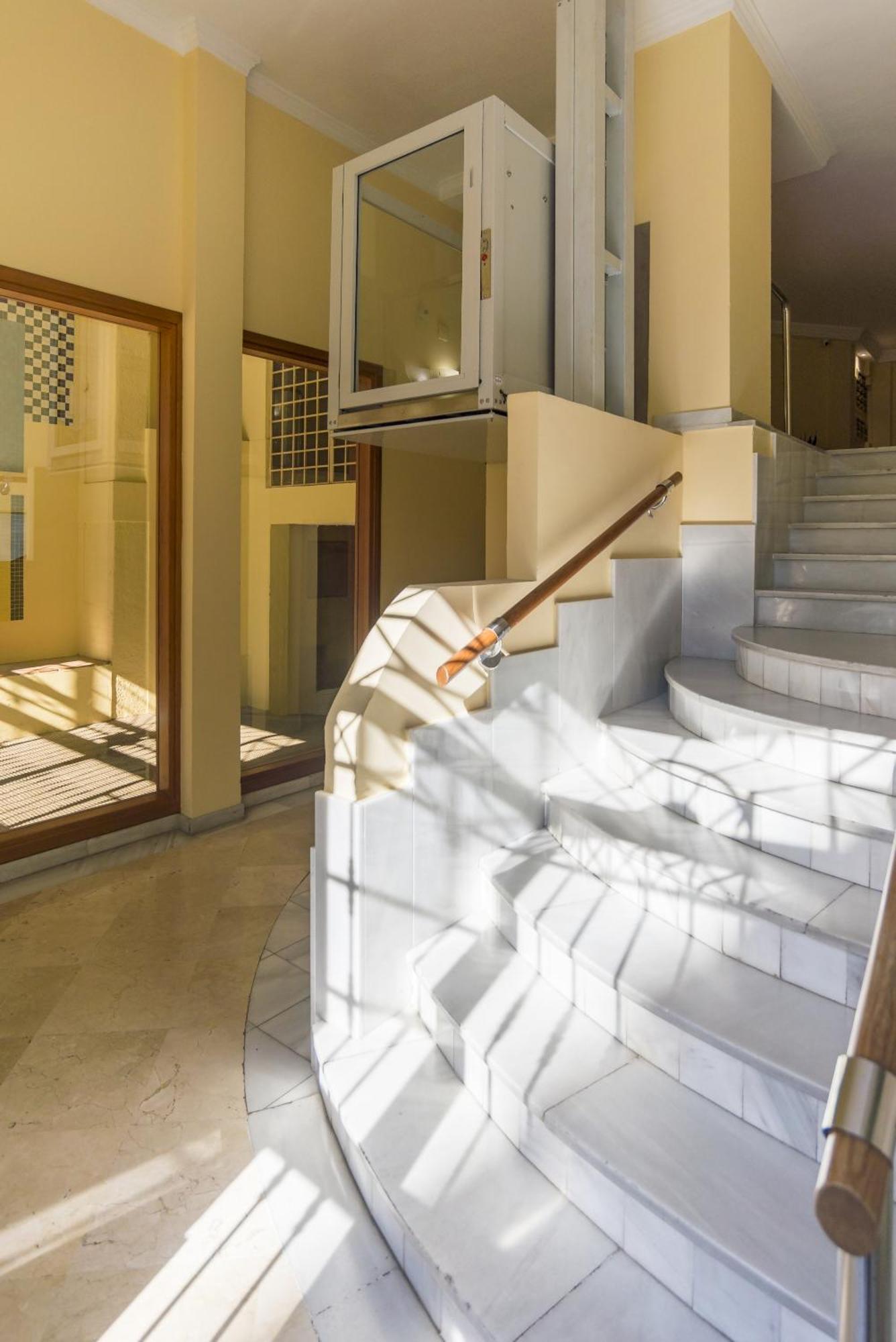 Cathedral Suites Малага Экстерьер фото